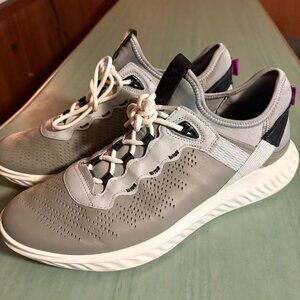 Mens Ecco St.1 Lite Sneakers  EU Size 45 US Size  11 / 11.5